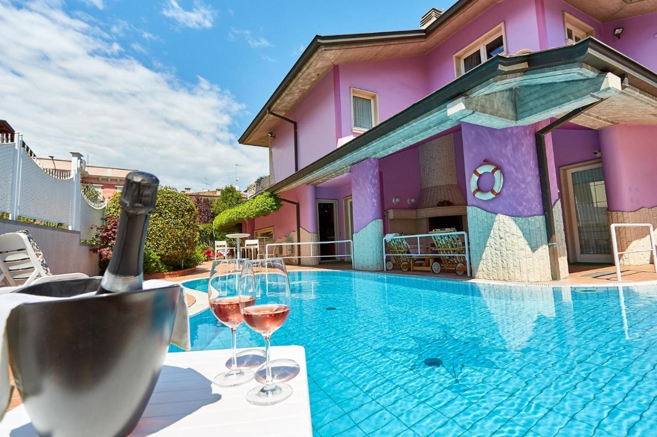 דסנזאנו דל גארדה Hotel Villa Lilla מראה חיצוני תמונה
