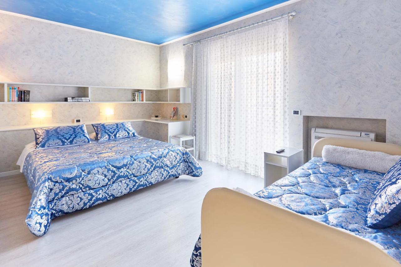 דסנזאנו דל גארדה Hotel Villa Lilla מראה חיצוני תמונה