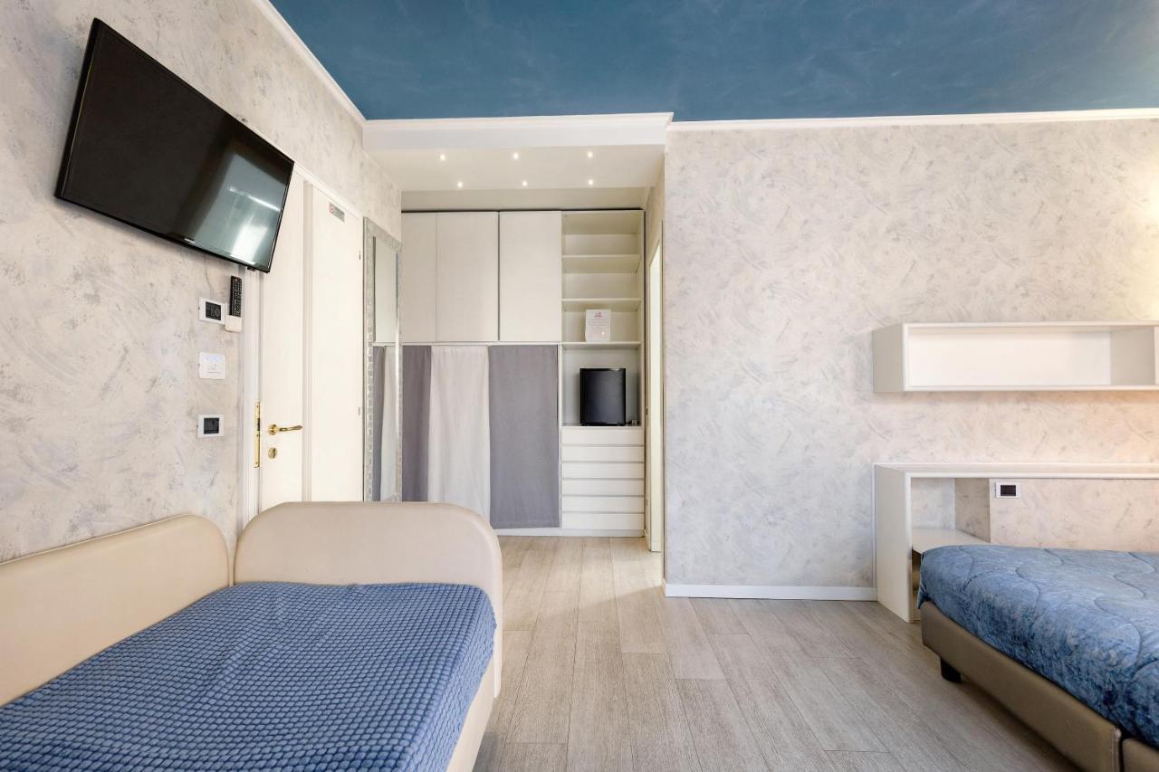 דסנזאנו דל גארדה Hotel Villa Lilla מראה חיצוני תמונה